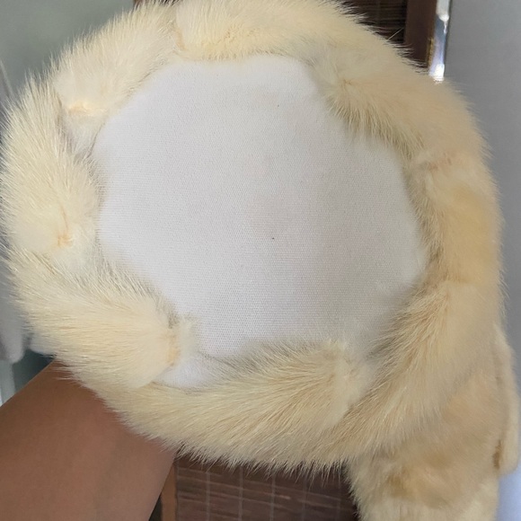 Vintage rabbit fur Hat and Collar - Picture 4 of 5